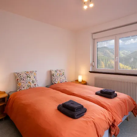 De L'etang Du Devin Отель