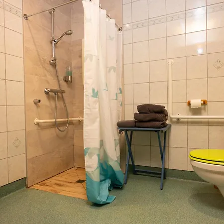 De L'etang Du Devin 2*