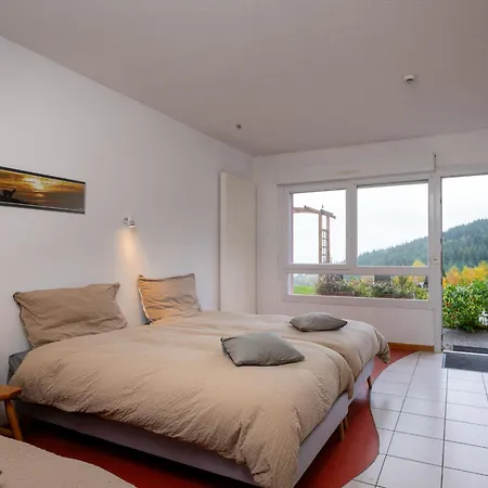 De L'etang Du Devin Отель Лапутруа