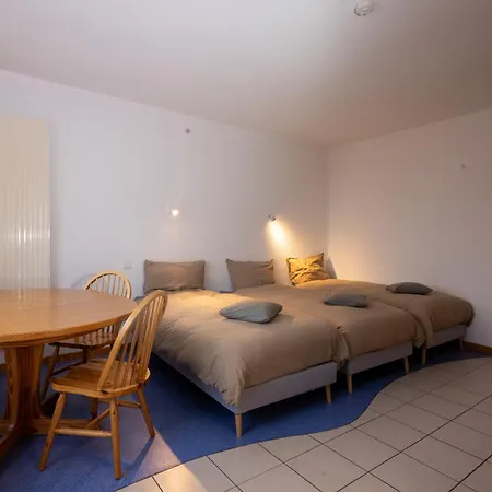 De L'etang Du Devin Лапутруа